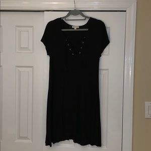 Short sleeve dress